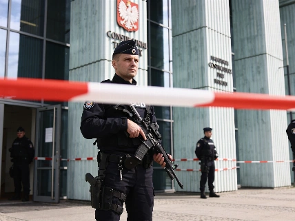 Crise constitutionnelle en Pologne après la suspension du président du Tribunal Afrique-Asie